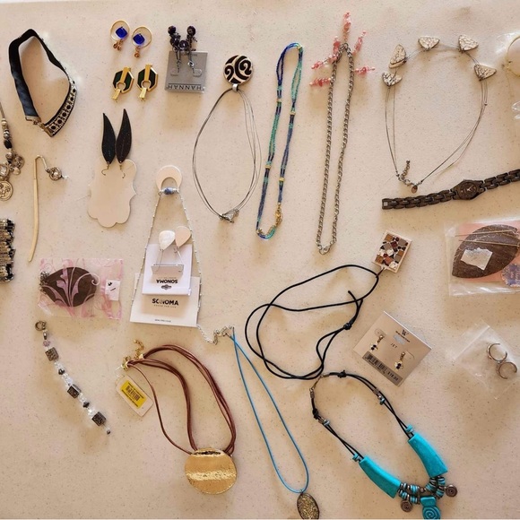 Sonoma Jewelry - 24pc Jewelry Bundle